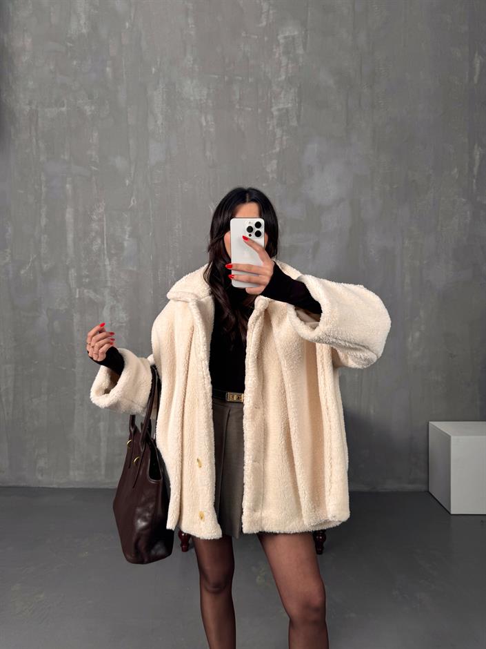 Monce Krem Astarlı Atkı Detaylı Peluş Kaban