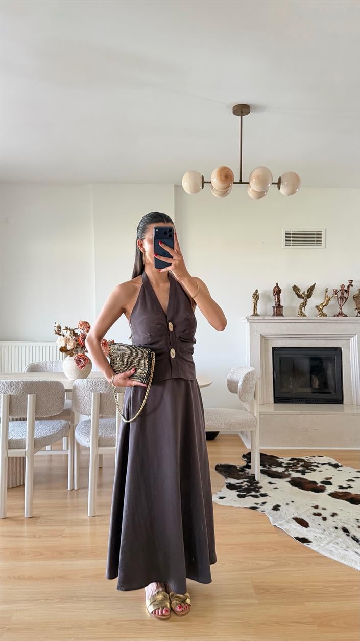 Acı Kahve Halter Yaka Gold Toka Detaylı Bluz Etek İkili Premium Takım GAUS-01631
