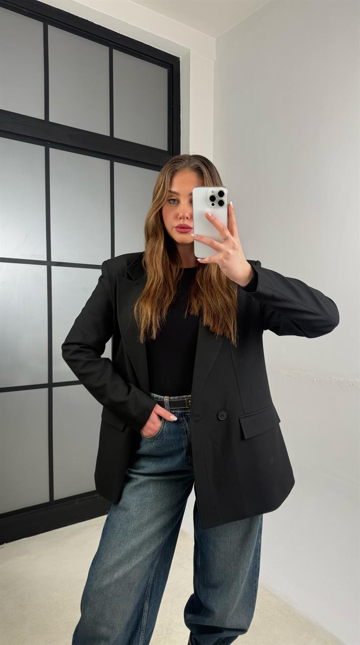 Siyah Astarlı Vatkalı Cep Detaylı Blazer Ceket GAUS-01158