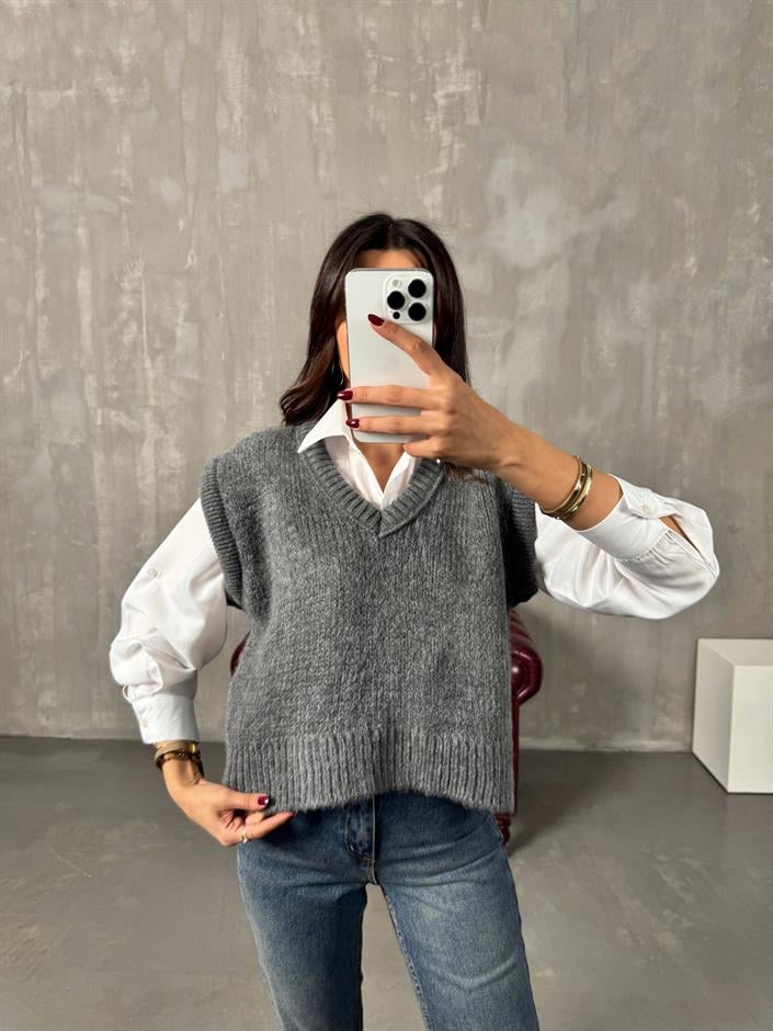 Bogi Antrasit V Yaka Süveter