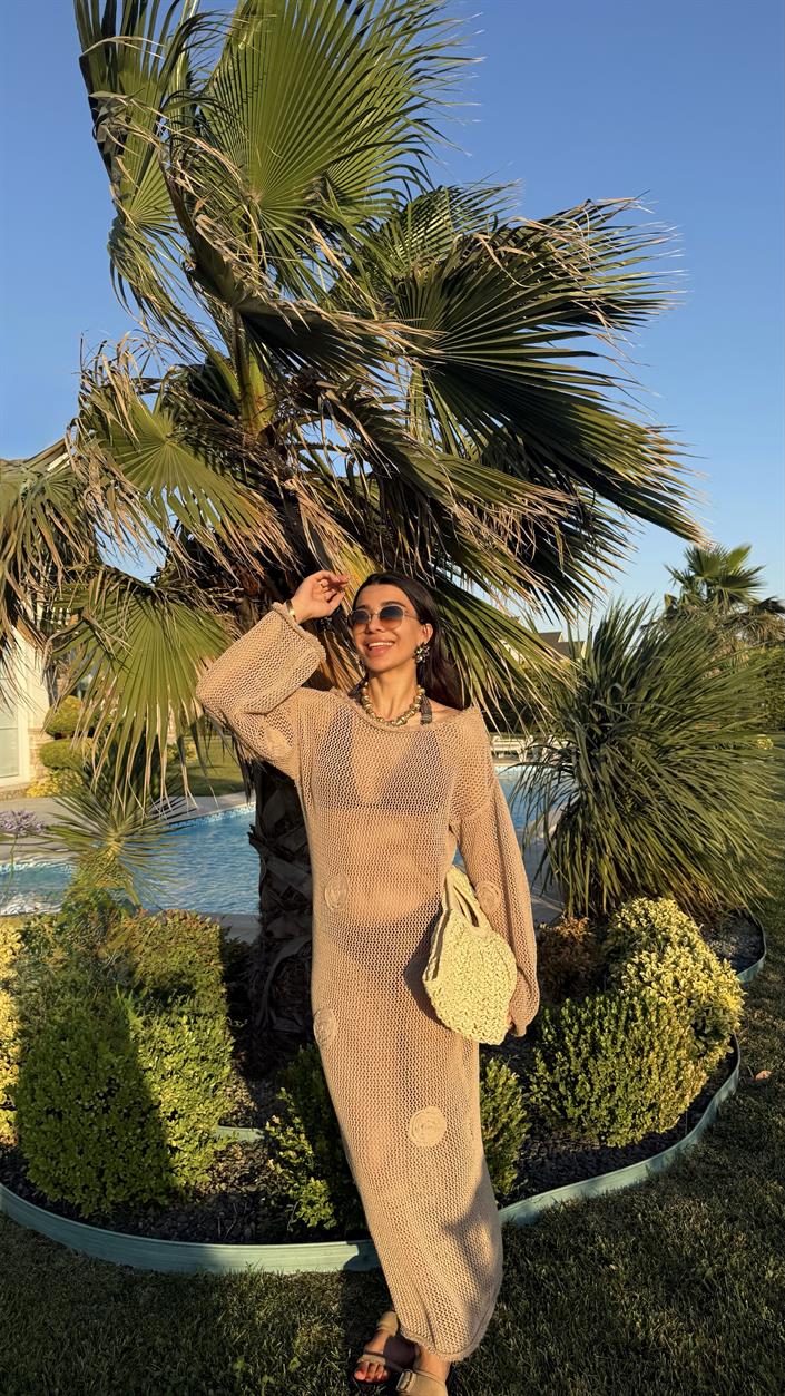 Gül Detaylı Vizon Ajurlu Plaj Elbise Gaus00599