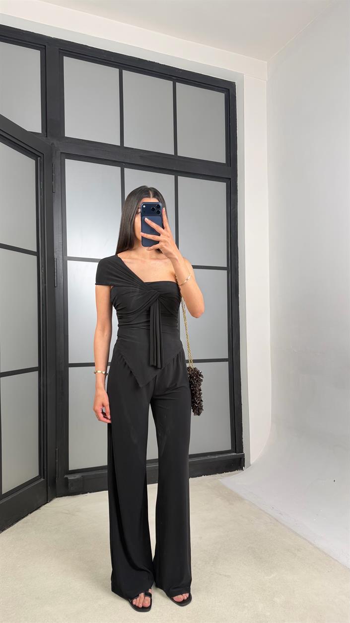 Siyah Asimetrik Bağlama Detaylı Bluz Beli Lastikli Pantolon Sandy Kumaş Takım GAUS-01509