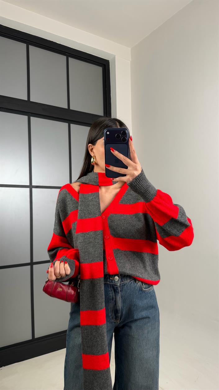 Kırmızı Şeritli Atkı Detaylı Triko Hırka GAUS-00920