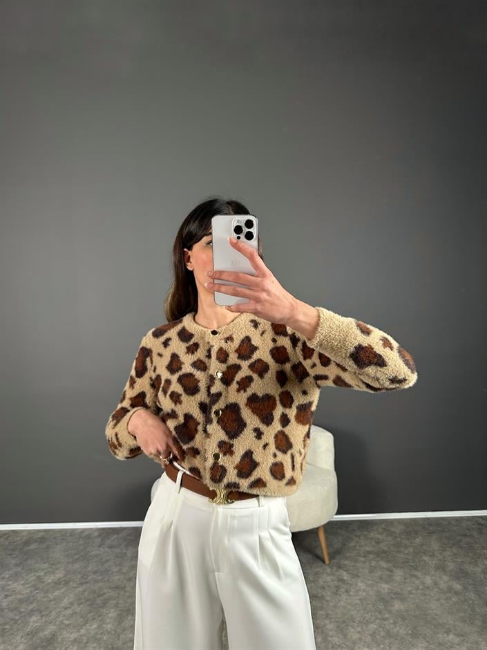 Leopar Yumuşak Dokulu Hırka 
