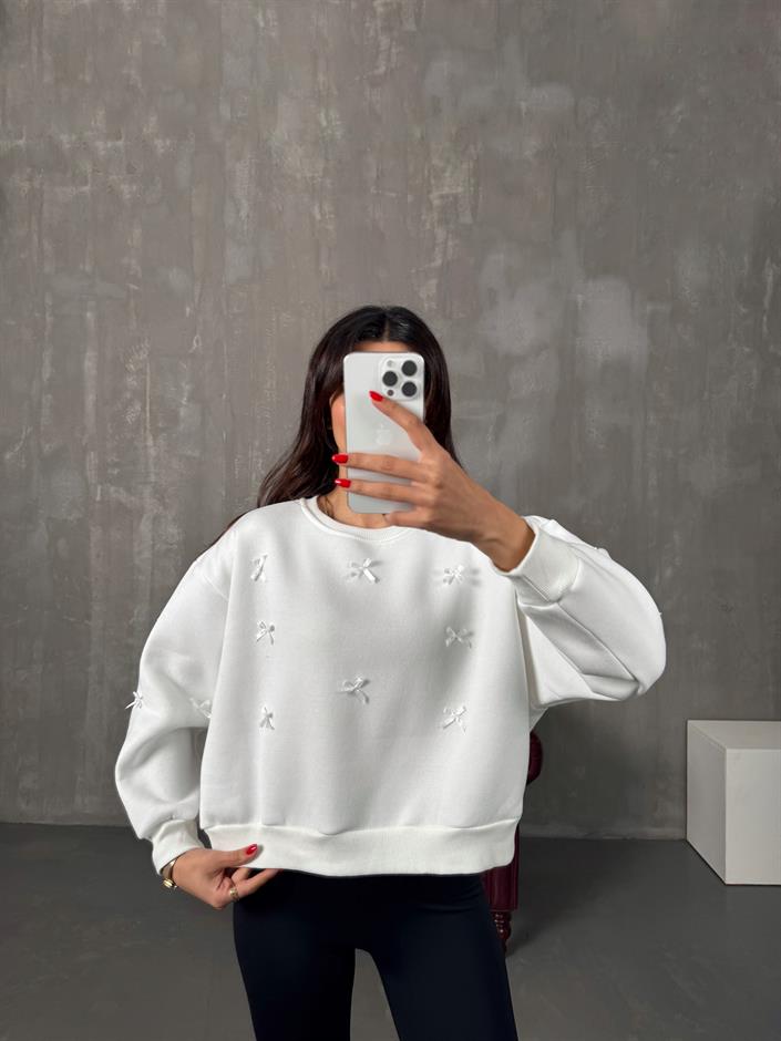 Beyaz Fiyonk Detaylı Şardonlu Sweat