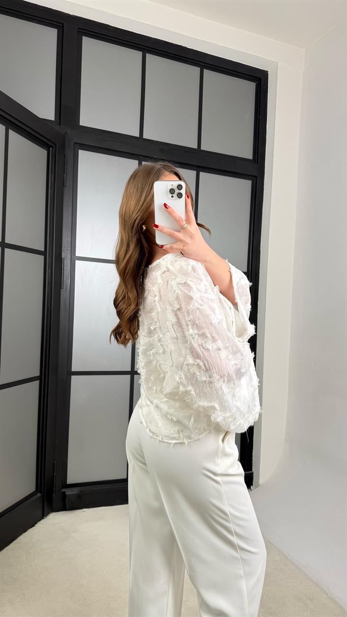 Ekru Püsküllü Bağlama Detaylı Kimono GAUS-01277