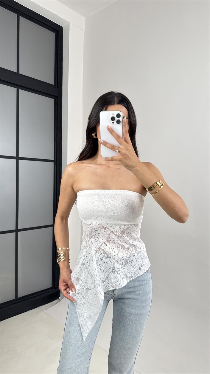 Beyaz Straplez Dantelli Asimetrik Kesim Bluz Gaus00629