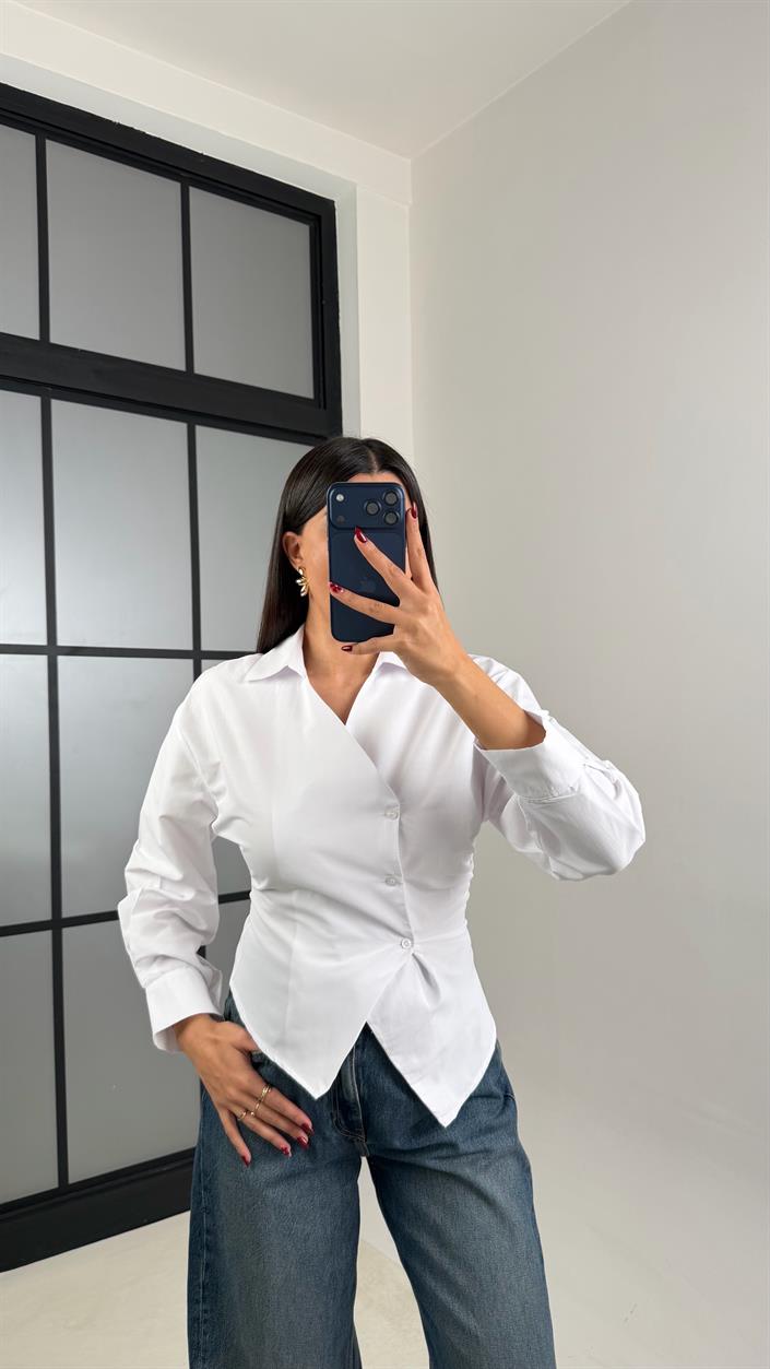 Beyaz Asimetrik Kesim Poplin Gömlek GAUS-00623