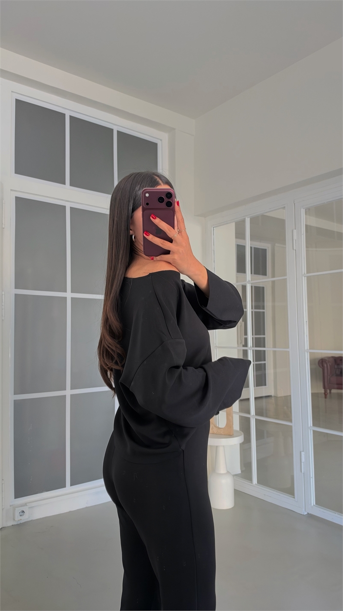 Siyah Kayık Yaka Bluz Beli Lastikli Pantolon İkili Modal Takım GAUS-02168
