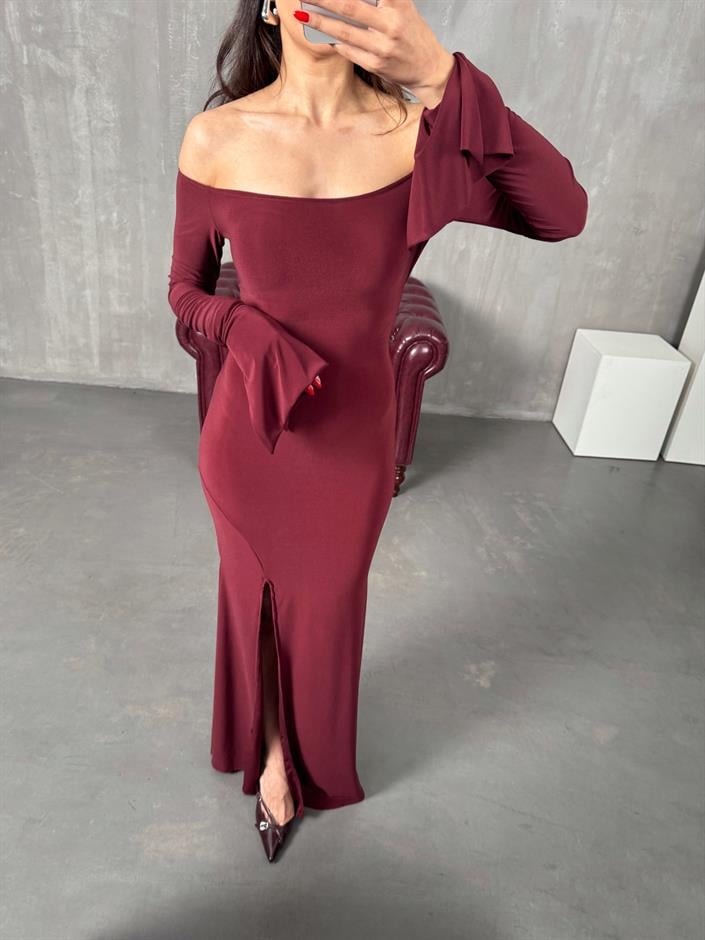 Tabita Bordo Kayık Yaka Yırtmaçlı Tasarım Elbise