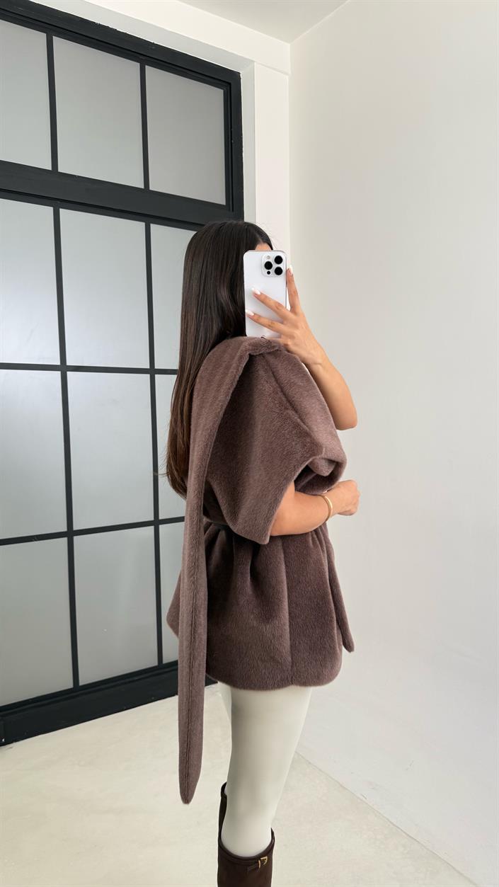 Kahve Kemerli Tasarım Kürklü Panço GAUS-00520