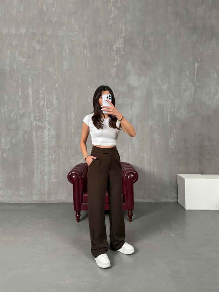 Sasa Kahve Çıtçıt Detaylı Pantolon