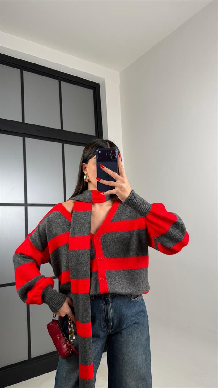 Kırmızı Şeritli Atkı Detaylı Triko Hırka GAUS-00920