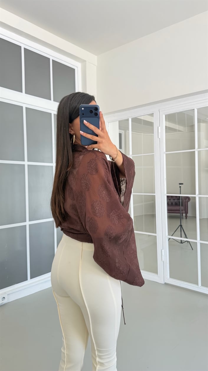 Krem Dikiş Detaylı Capri Pantolon GAUS-01722