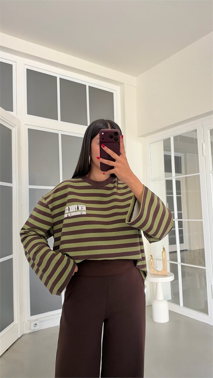 Yeşil Şeritli Baskılı Sweatshirt GAUS-02121 GAUS-02259