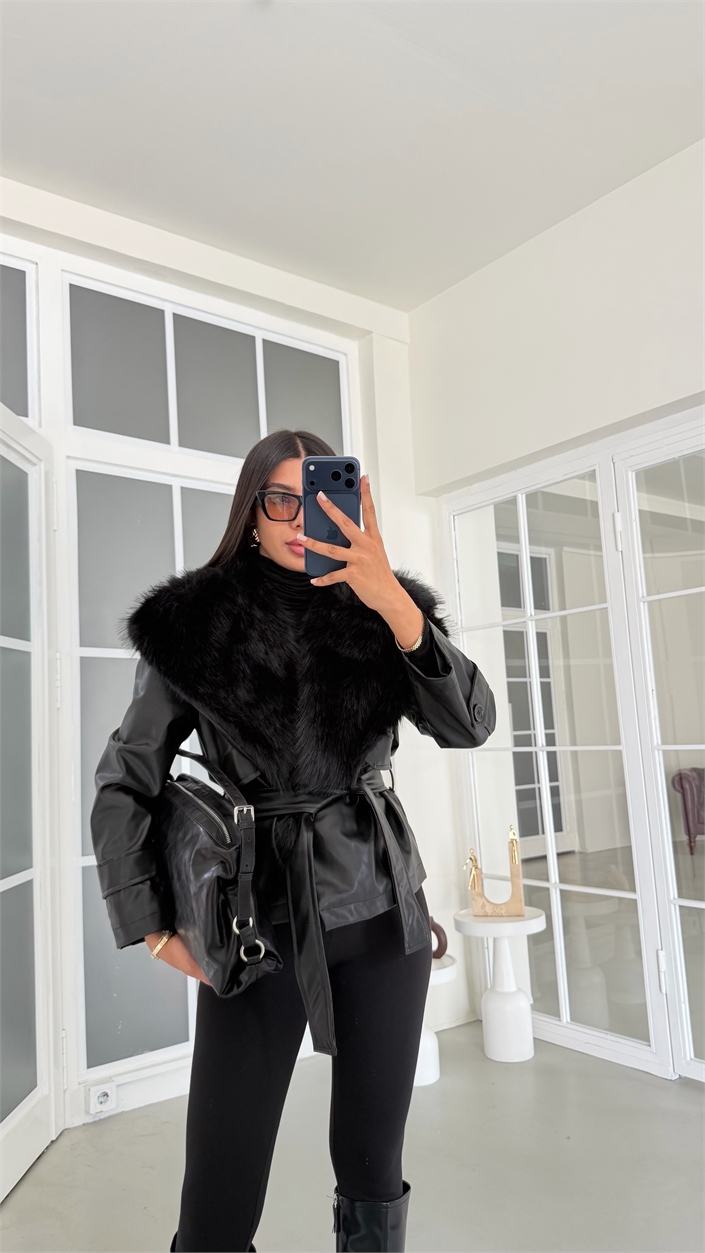 Siyah Kürk Yakalı Astarlı Kuşaklı Deri Ceket GAUS-02107
