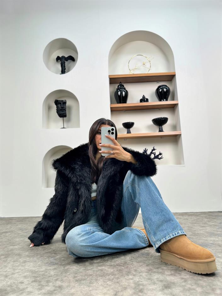 Tesia Siyah ZR Muadil Astarlı Kürk