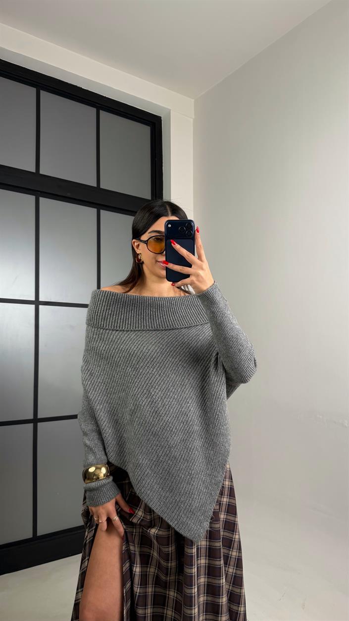 Gri Balıkçı Yaka Asimetrik Kesim Kazak GAUS-01044