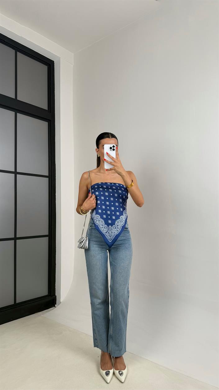 Mavi Desenli Sırt Bağlamalı Saten Bluz GAUS-0047