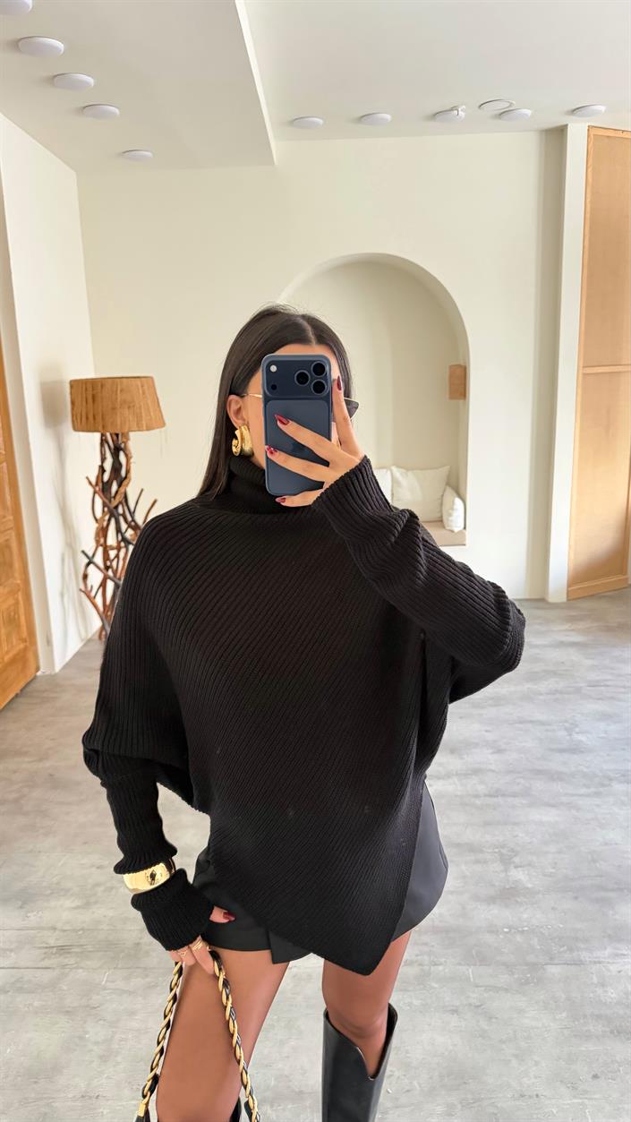 Siyah Balıkçı Yaka Asimetrik Kesim Kazak GAUS-00761