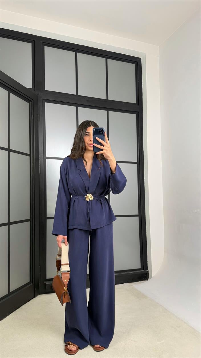 Lacivert Broş Detaylı Kimono Beli Lastikli Pantolon Takım GAUS-01345