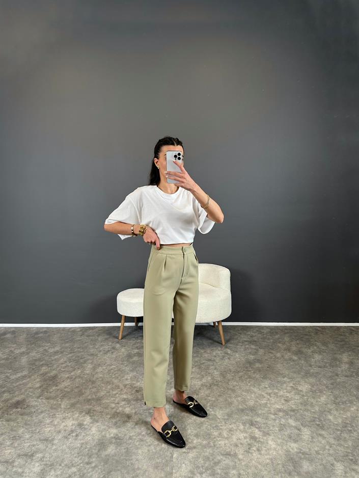 Yeşil Havuç Kesim Kemersiz Pantolon