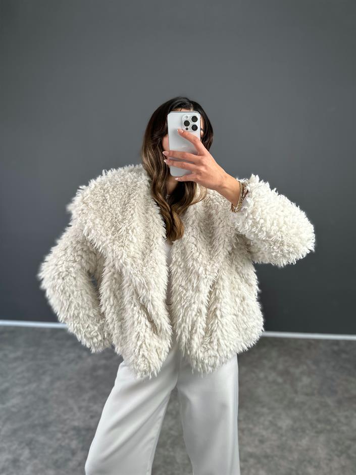 Otilia Ekru Kürk Peluş 