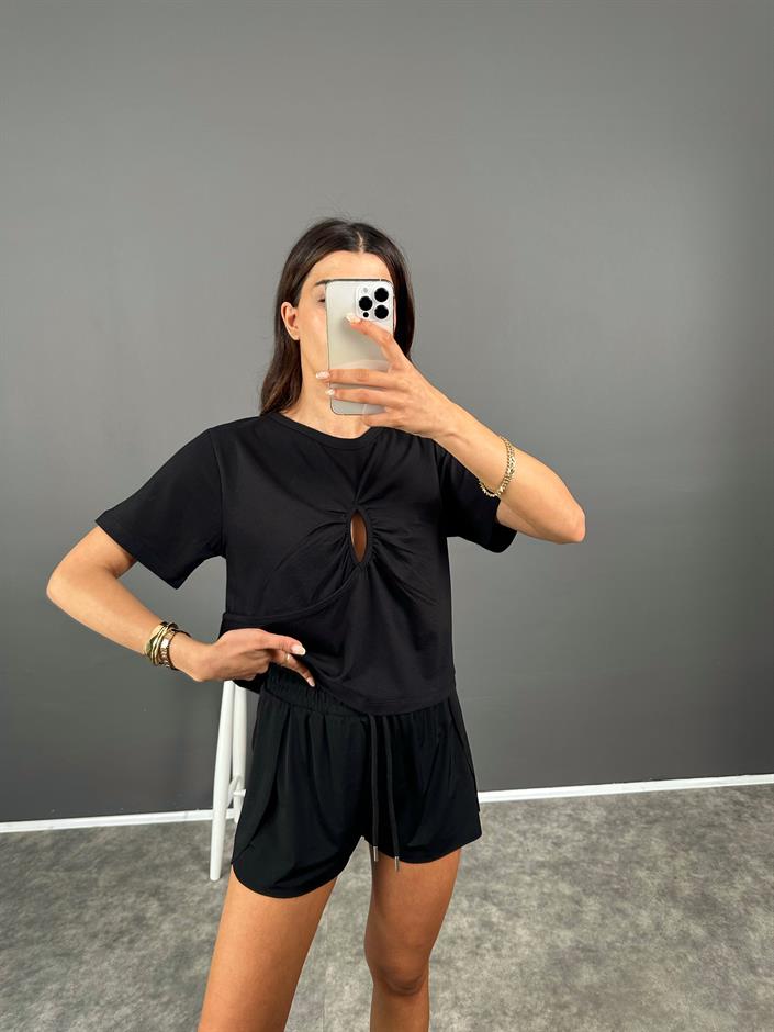 Siyah Sis Önden Dekolteli Tshirt