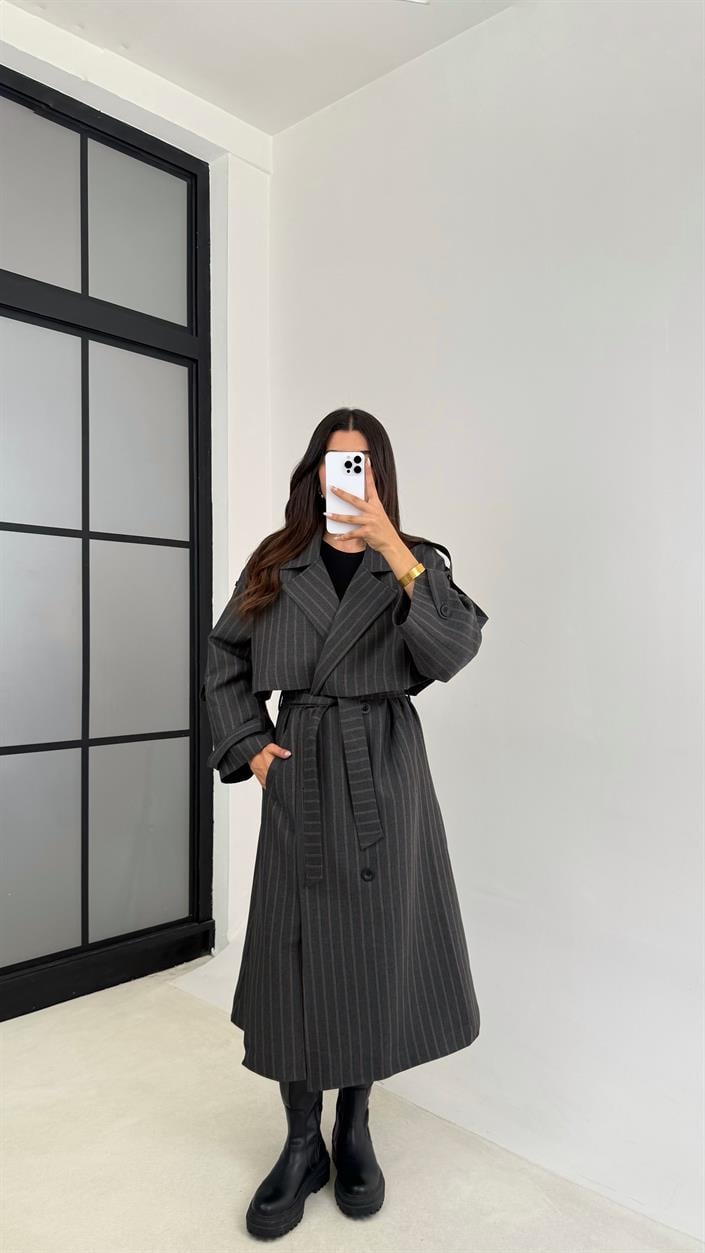 Gri Çizgi Detaylı Kuşaklı Astarlı Premium Uzun Trençkot GAUS-00120