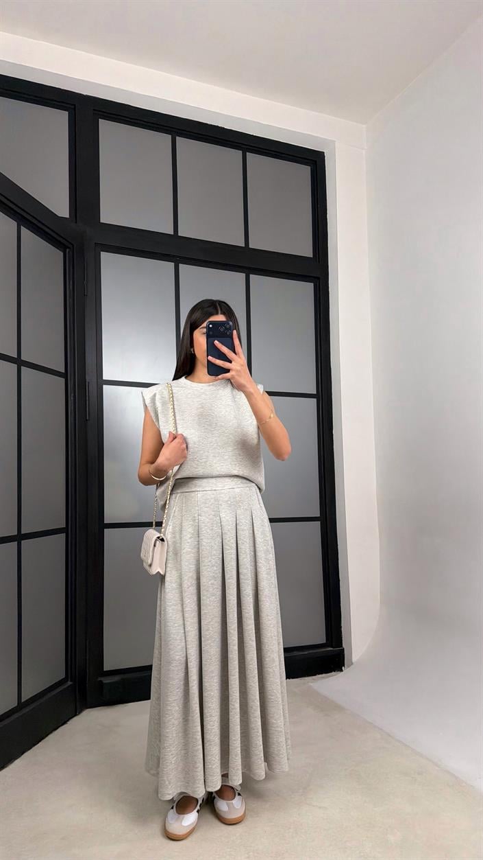 Gri Vatkalı Bluz Cepli Etek İkili Modal Takım GAUS-01311