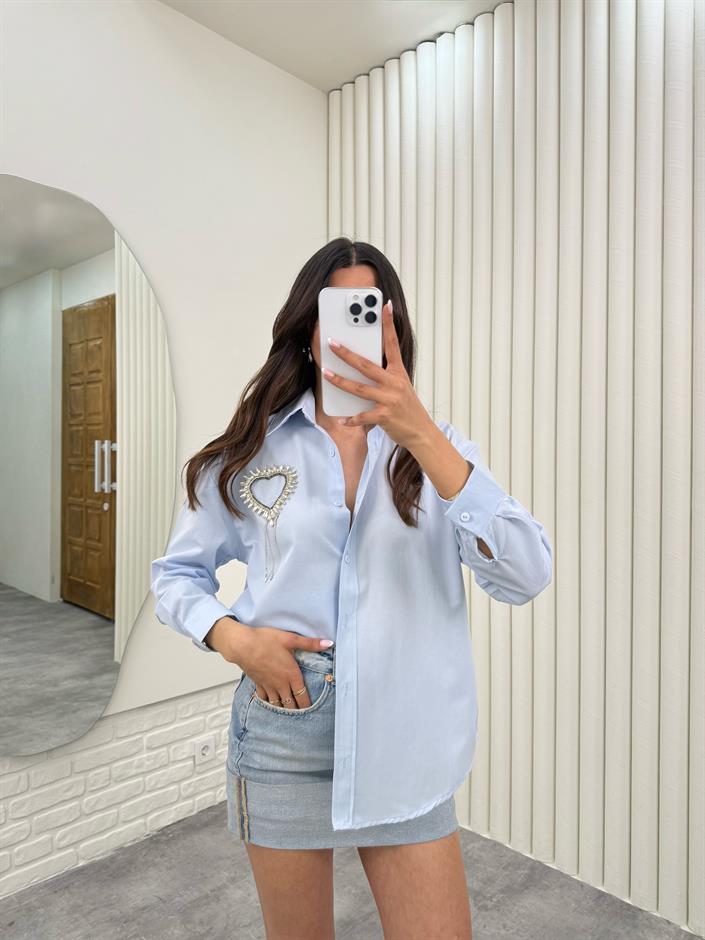 Mavi Taşlı Kalp Yaka Detaylı Gömlek Gaus00299
