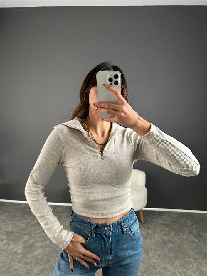 Taş Fermuarlı Triko Crop 