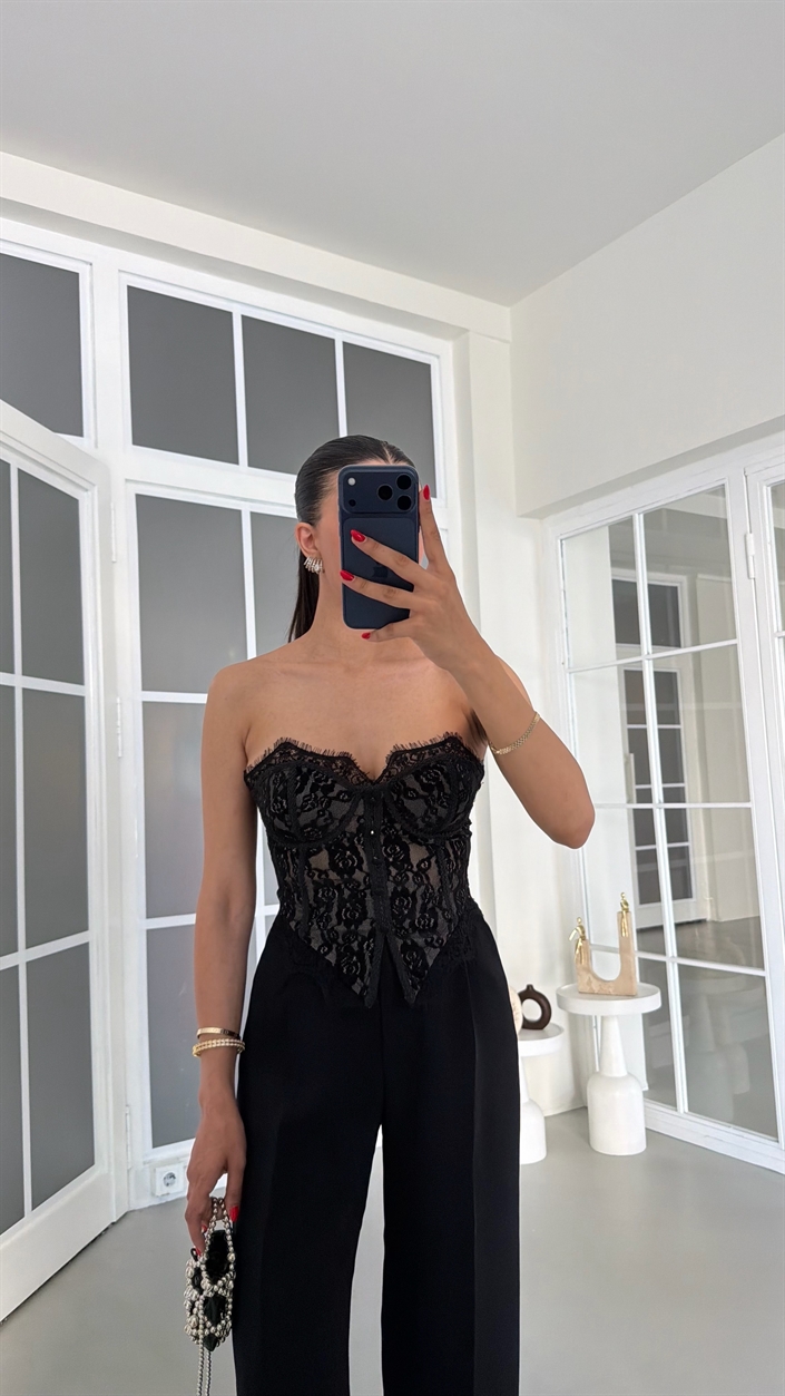 Siyah Dantelli Korse Bluz GAUS-01860