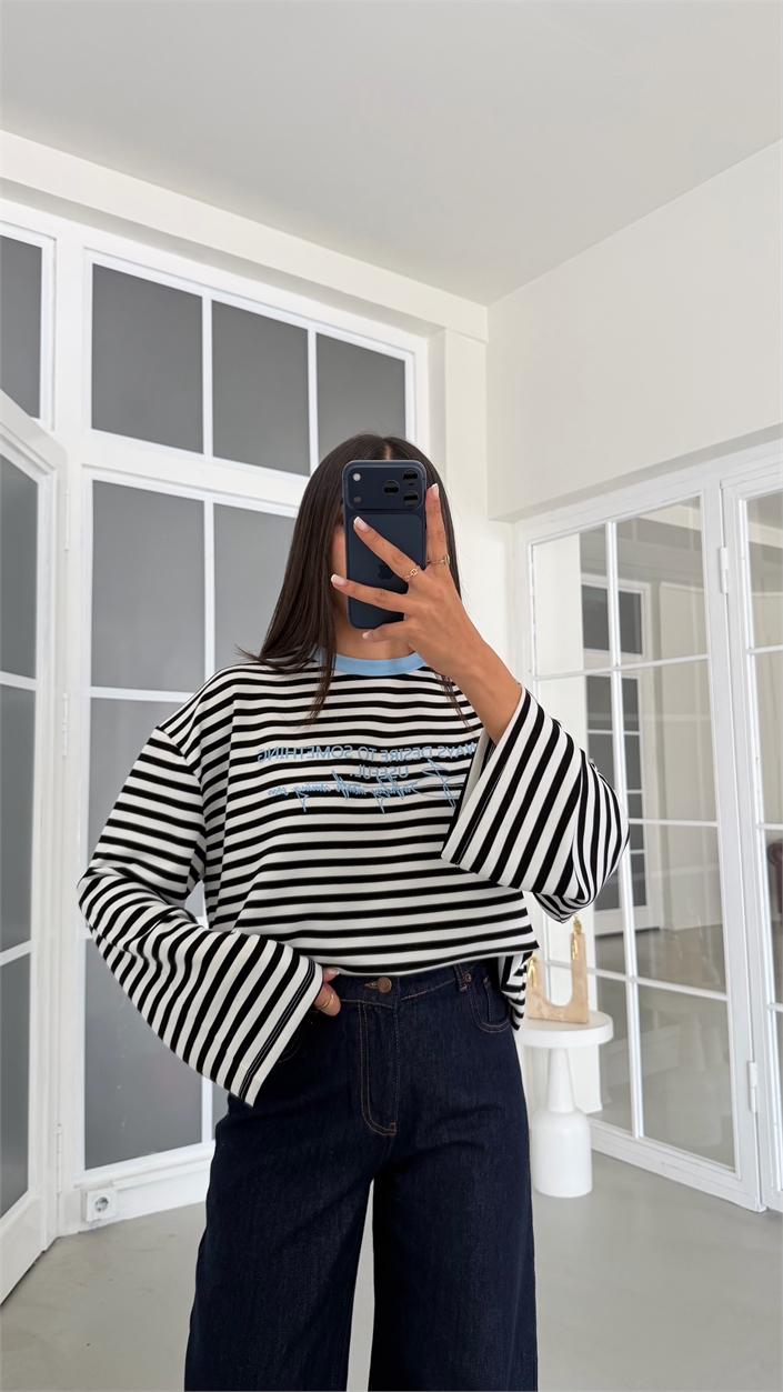 Mavi Şeritli Baskılı Sweatshirt GAUS-02121 GAUS-02196