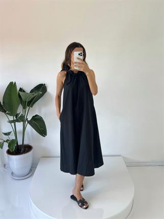 Gipsy Siyah Poplin Kemer Detaylı Midi Elbise