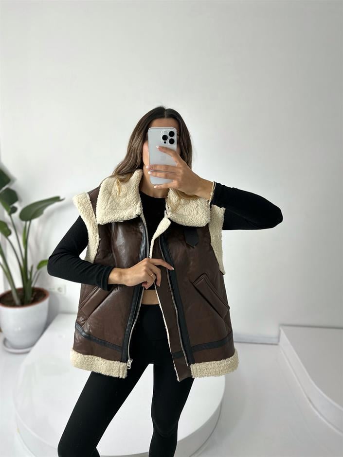 Kahverengi Deri Kürklü Yelek