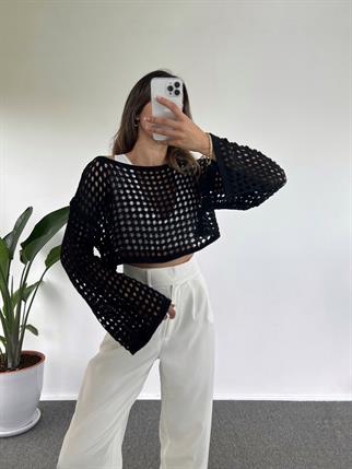 Katarina Siyah Ajurlu Triko