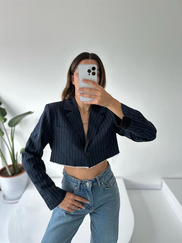 Lacivert Tasarım Çizgili Crop Ceket 