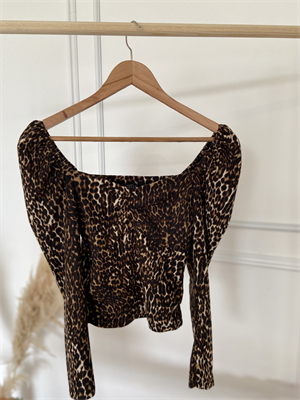 Leopar Desenli Yumuşak Dokulu Crop