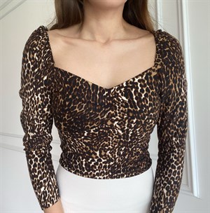 Leopar Desenli Yumuşak Dokulu Crop