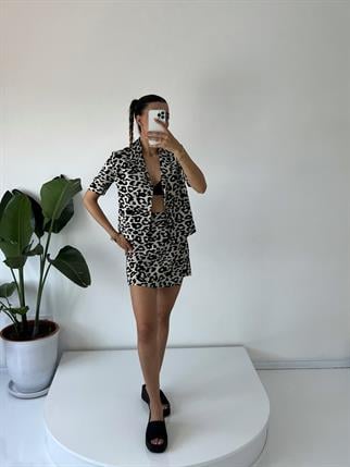 Lindea Leopar Desenli Şort Etekli Ceketli İkili Takım