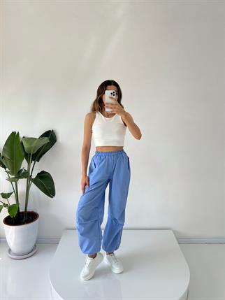 Mavi Beyaz Çizgili Cep Detaylı Paraşüt Pantolon 