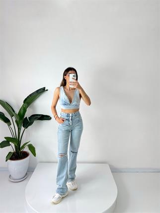 Mavi Düğmeli Yırtık Jean 