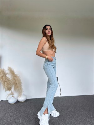 Mavi Yırtmaçlı Jean 