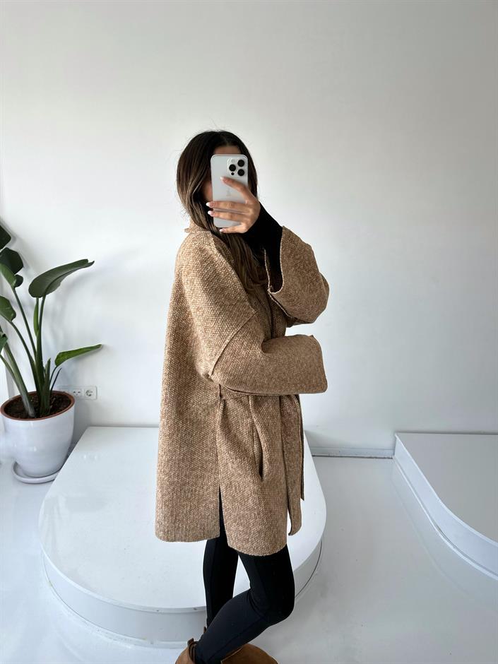 Mirela Camel Kuşaklı Kaşe Kaban