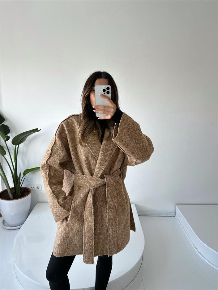 Mirela Camel Kuşaklı Kaşe Kaban