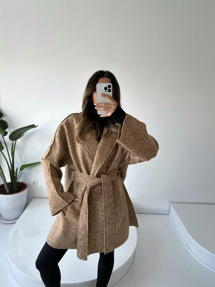 Mirela Camel Kuşaklı Kaşe Kaban