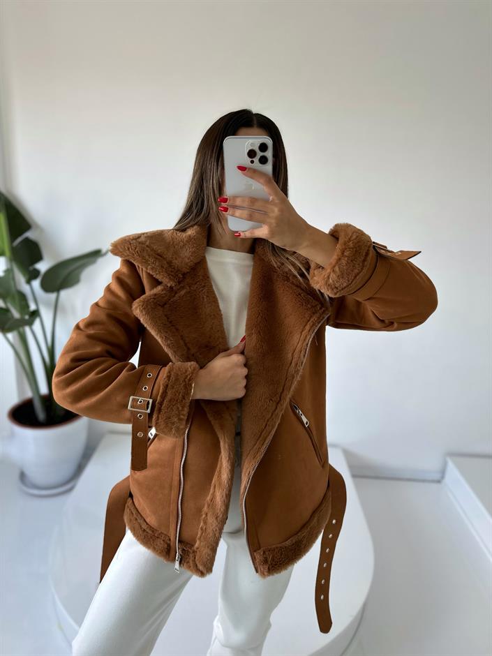 إم يه معطف شمواه لون جملي ببطانة فرو