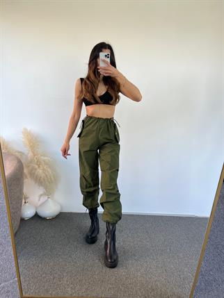 Num Haki Paraşüt Pantolon