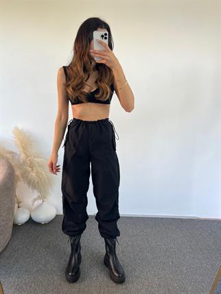 Num Siyah Paraşüt Pantolon